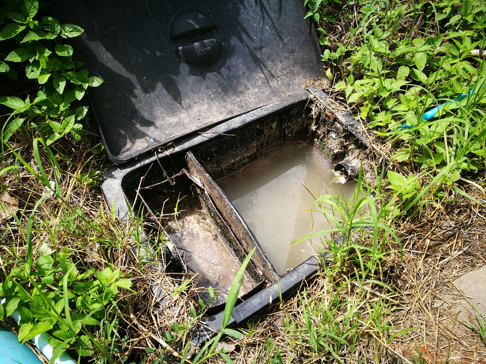 62948387 - septic tank